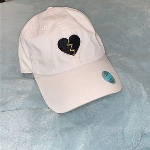White broken heart dad hat